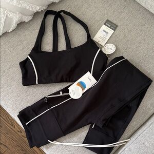 Vuori Black Sports Bra with White Accents